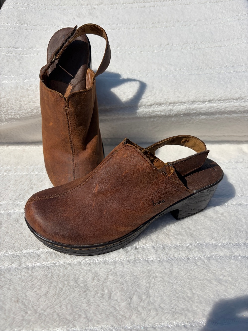 Born Brown Leather Slingback Clogs with Low Heel Size 9